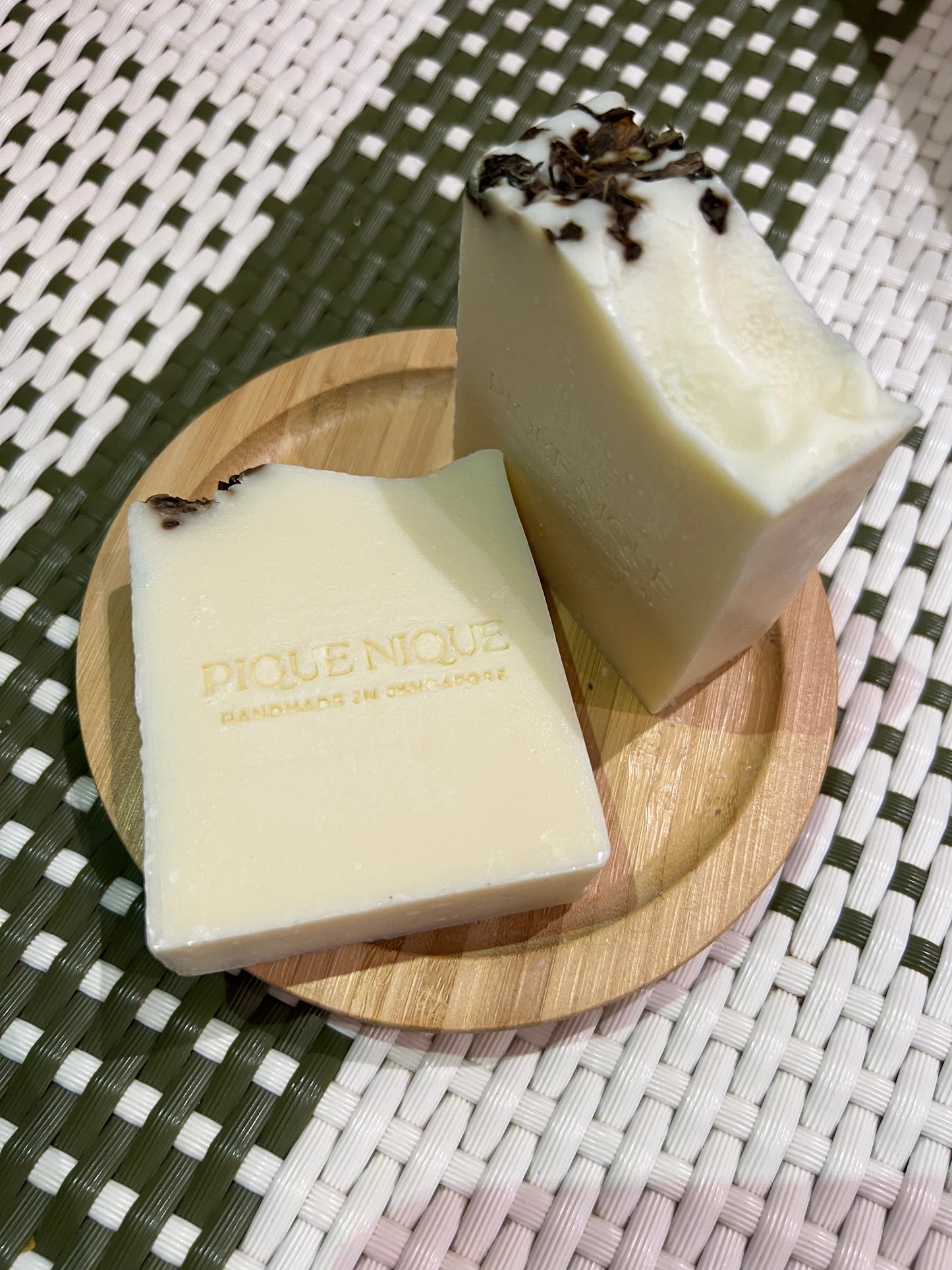 Lemonade Mint Artisanal Soap Bar - Premium Soap from PIQUE NIQUE - Discover natural formulations for bath and body at www.piqueniquesg.com.