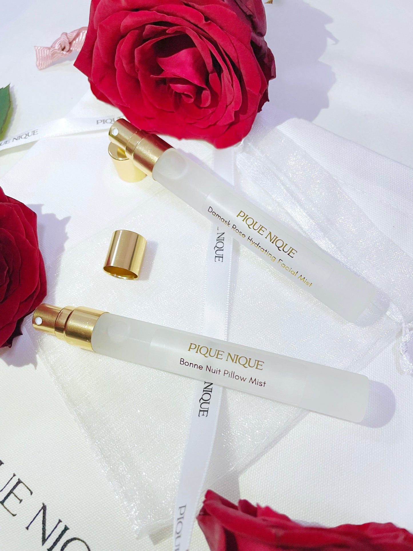 Rose De Damas (Damask Rose) Hydrating Facial Mist - Premium from PIQUE NIQUE - Discover natural formulations for bath and body at www.piqueniquesg.com.