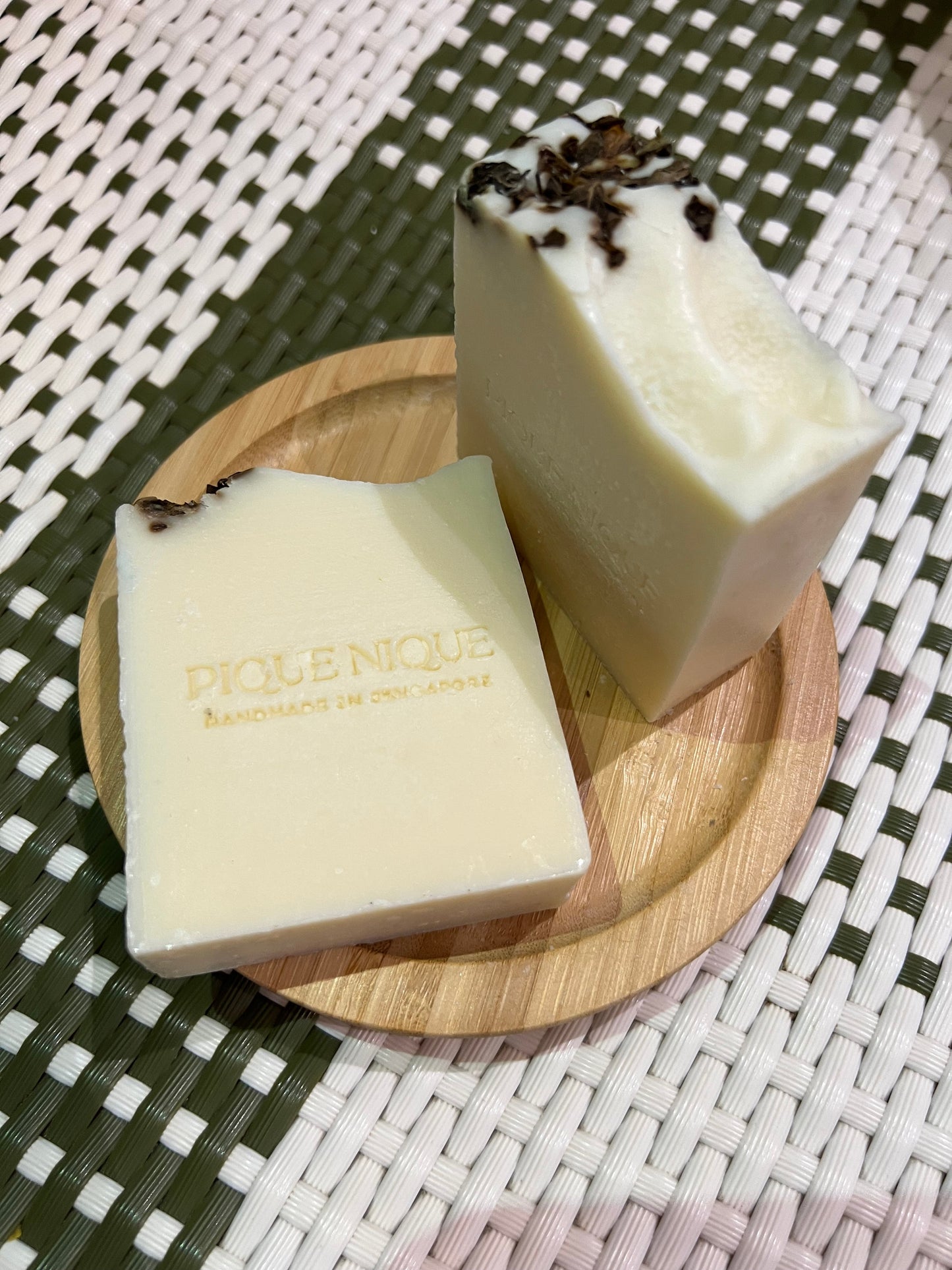 Lemonade Mint Artisanal Soap Bar - Premium Soap from PIQUE NIQUE - Discover natural formulations for bath and body at www.piqueniquesg.com.