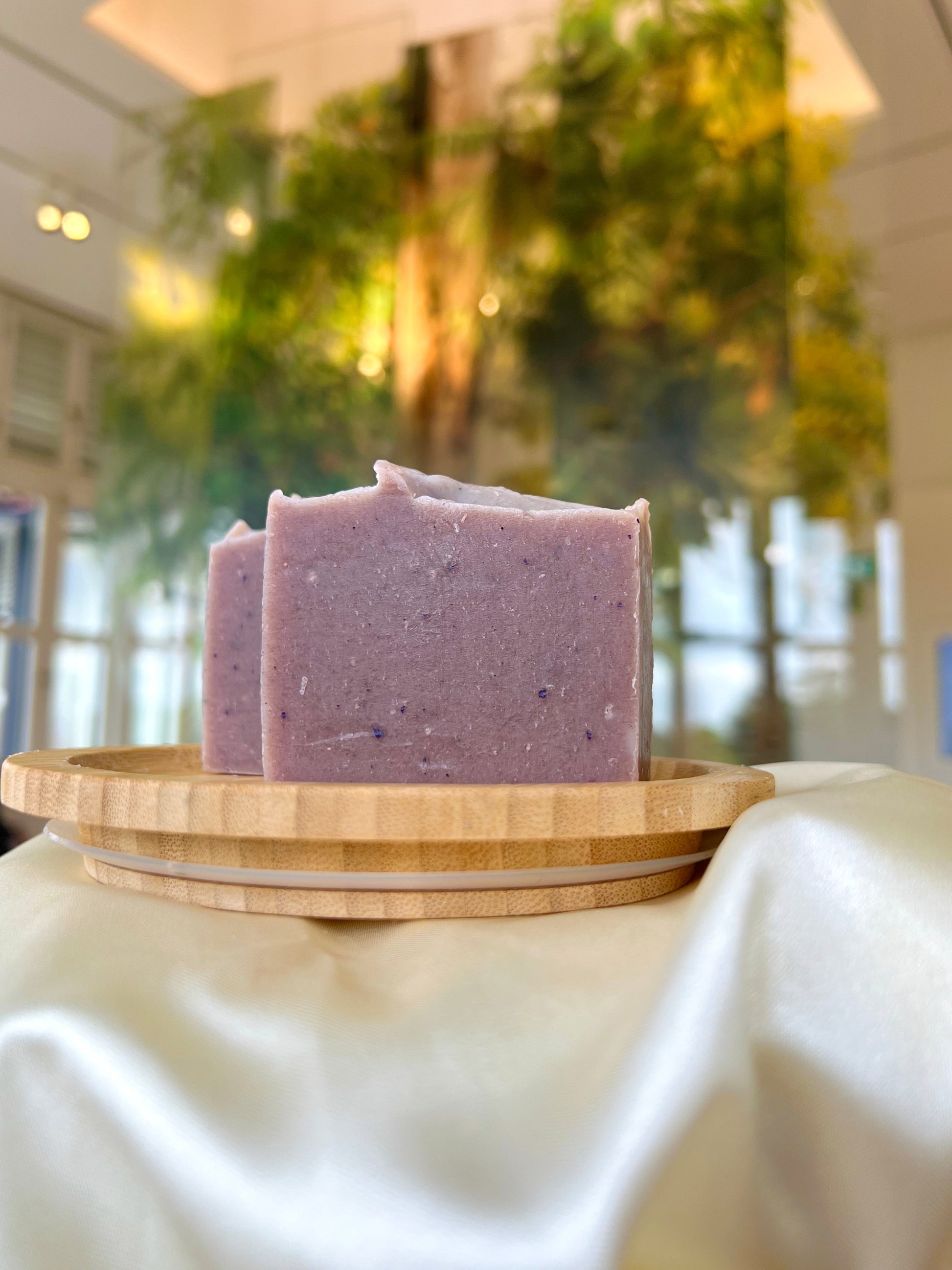 Refreshing Lavender Artisanal Soap Bar - Premium Soap from PIQUE NIQUE - Discover natural formulations for bath and body at www.piqueniquesg.com.