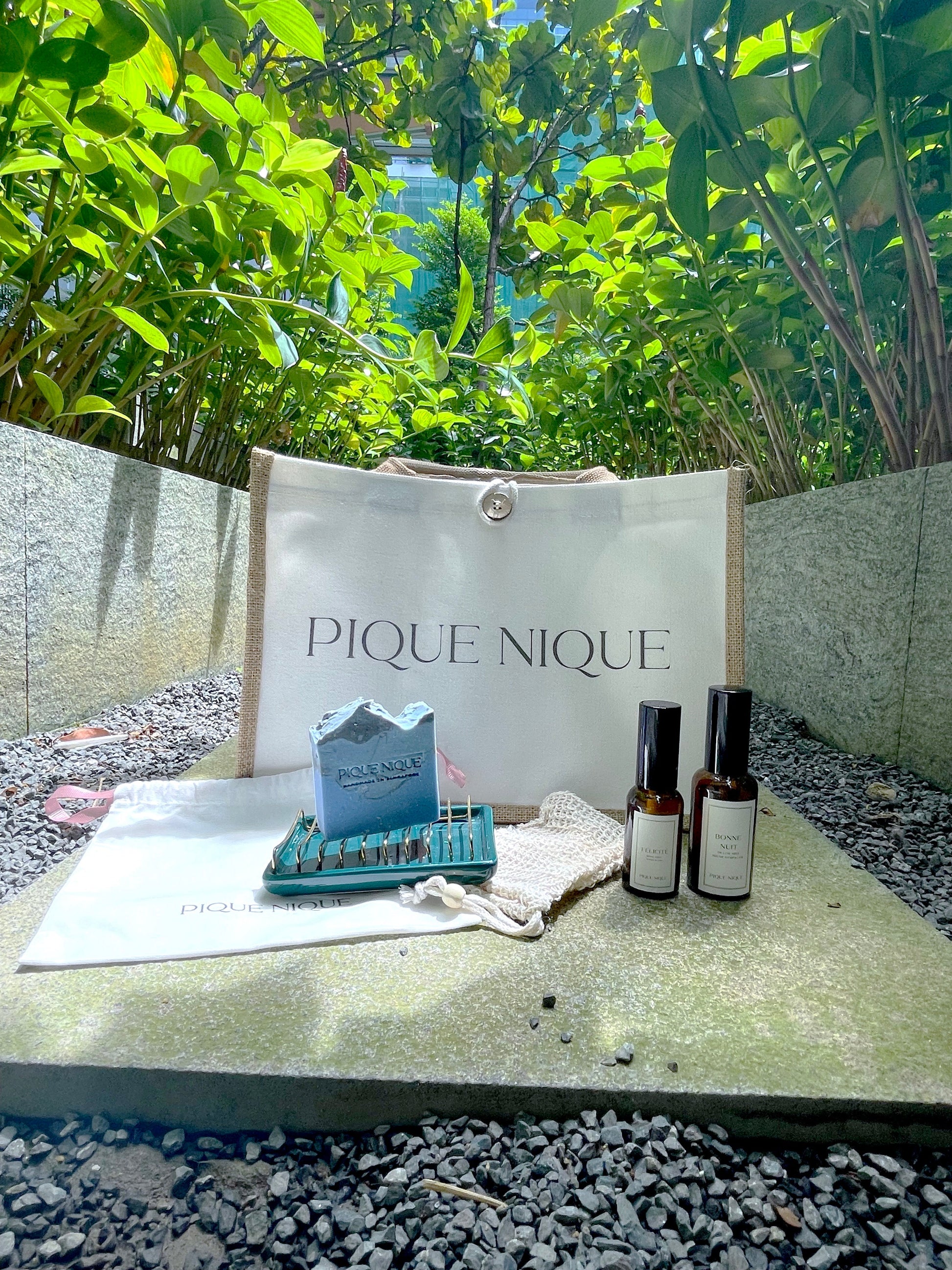 The Complete PIQUE NIQUE Set - Premium Gift Sets from PIQUE NIQUE - Discover natural formulations for bath and body at www.piqueniquesg.com.